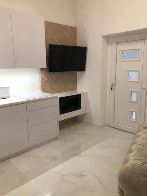 Colton West Deluxe Apartment Budapest Exterior foto